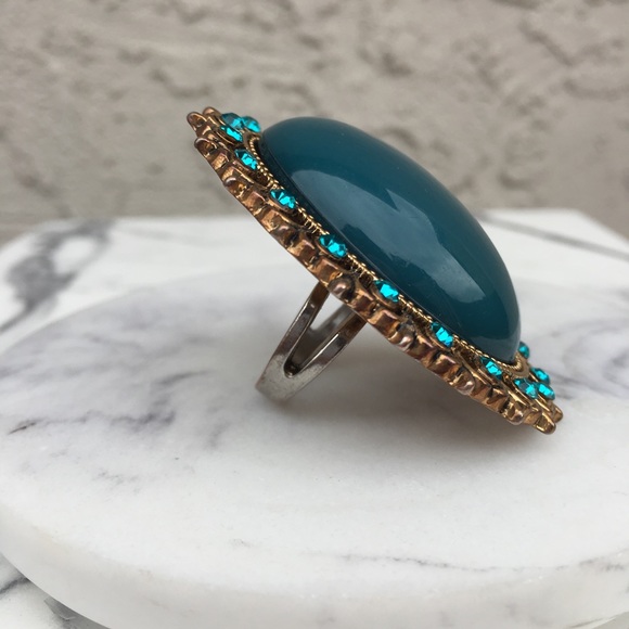 Statement Ring - Picture 3 of 6